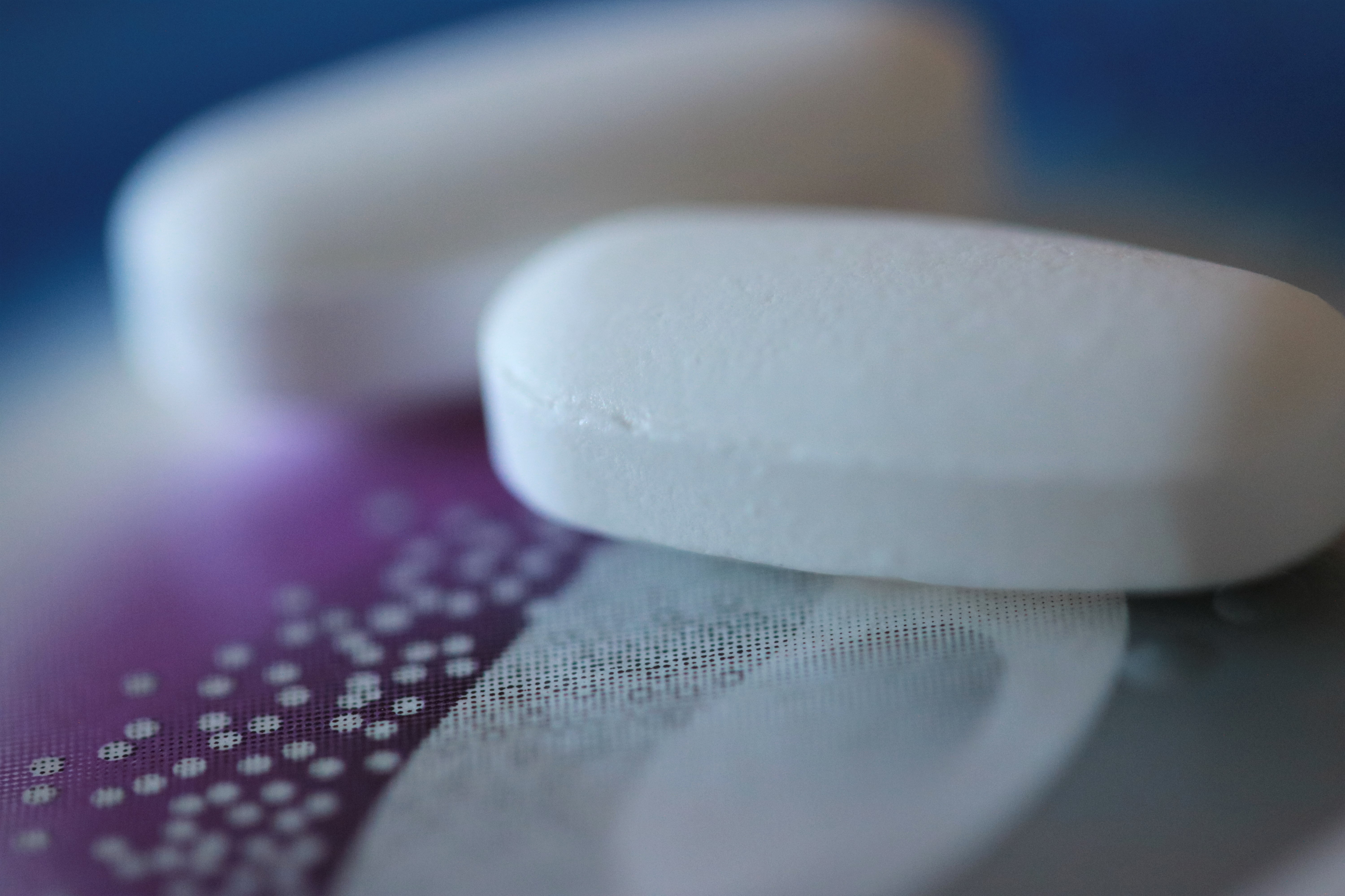 Befolkningens inställning till försäljning och användning av receptfria läkemedel